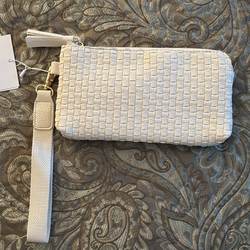 Emma Woven Wristlet/Clutch